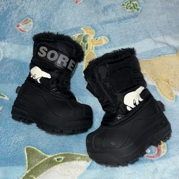 Sorel Toddler Snow Commander Boots, EUC, size 4 - Picture 7 of 11